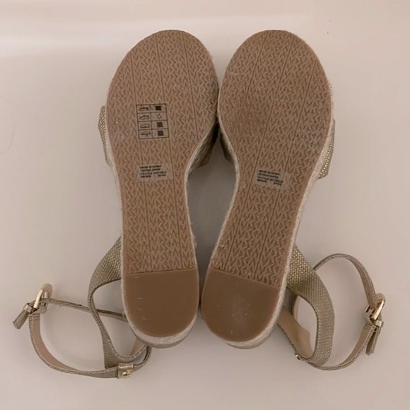 Michael Michael Kors Gold Metallic Maxwell Wedge Sandals 9 - Picture 7 of 10